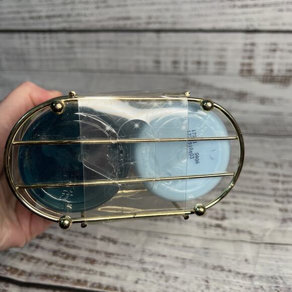 COZY WINTER COCONUT Bodycology Hand Soap Hand Lotion 10oz Gift Set NEW! - Picture 6 of 6